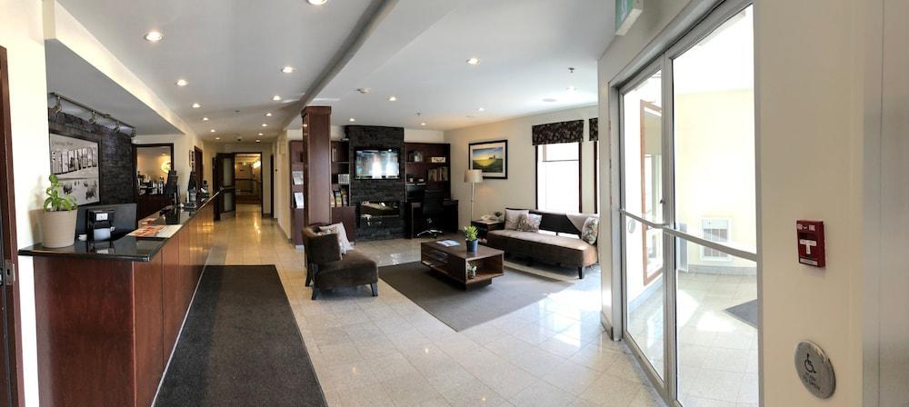 במוטל Super 8 By Wyndham Brandon Mb מראה חיצוני תמונה