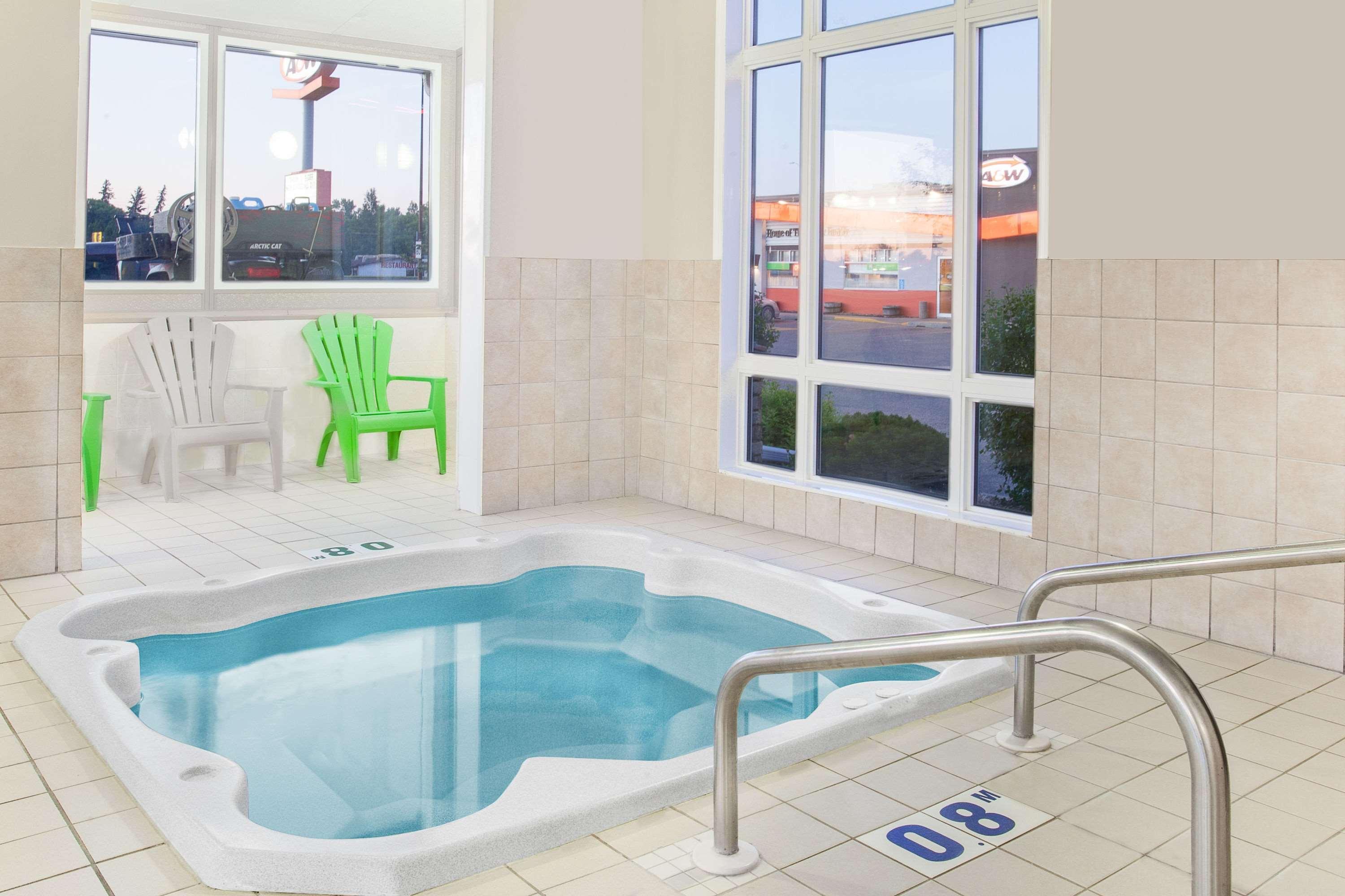 במוטל Super 8 By Wyndham Brandon Mb מראה חיצוני תמונה